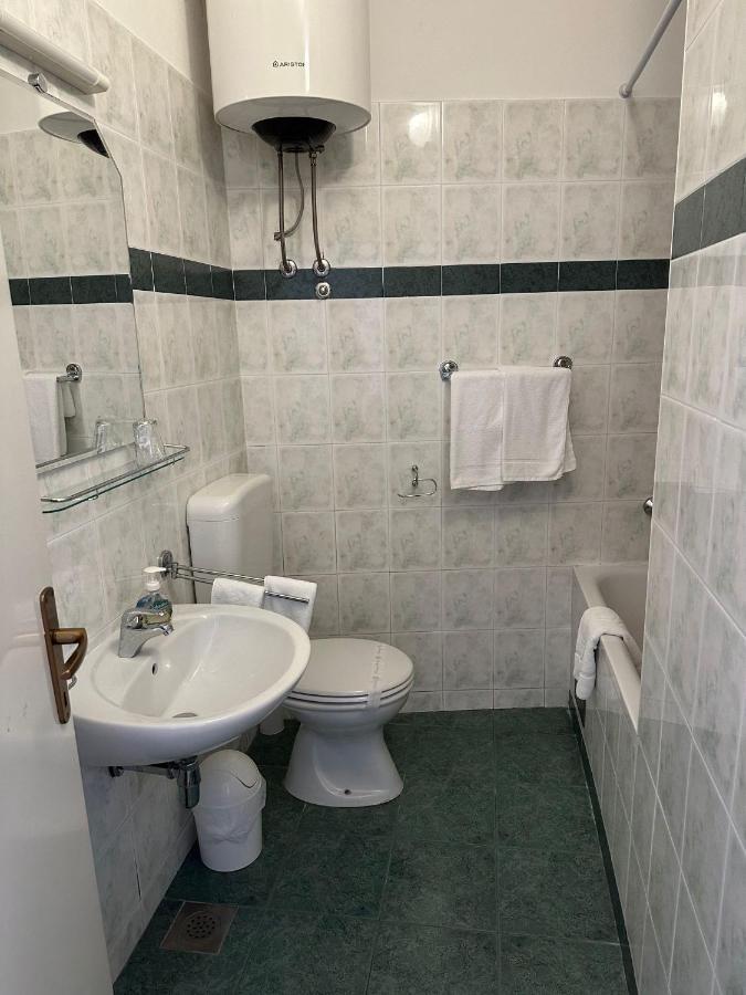 שיבניק Longa Rooms מראה חיצוני תמונה